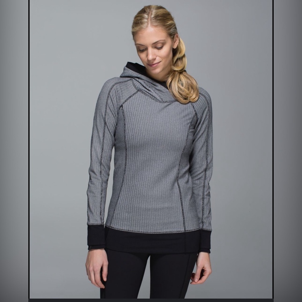 EUC LULULEMON Think Fast Hoodie Size 6